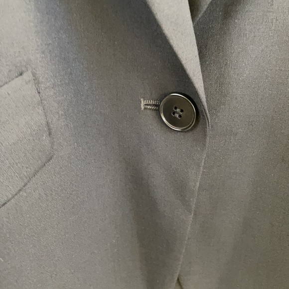 COPY - Theory black blazer Size 2 w/ two front pockets - Picture 6 of 12
